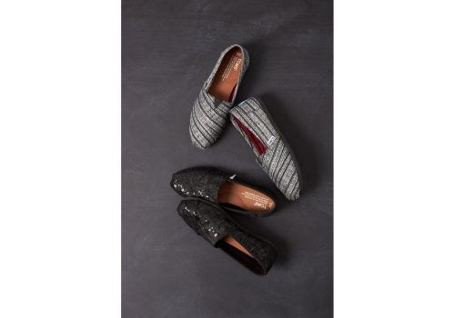 10008950-week40_sequinsglitzmetallicstripewomensclassics_emailprimary_promo5_480x660_usca_v2