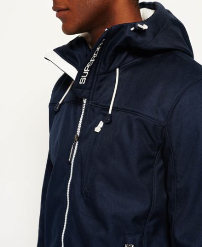 upload1534805017770980979