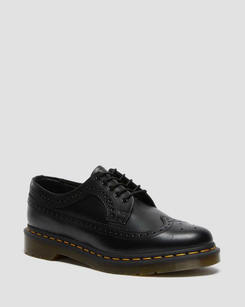 英國皮鞋品牌 Dr. Martens 3989 Yellow Stitich Smooth Leather Brogue Shoes