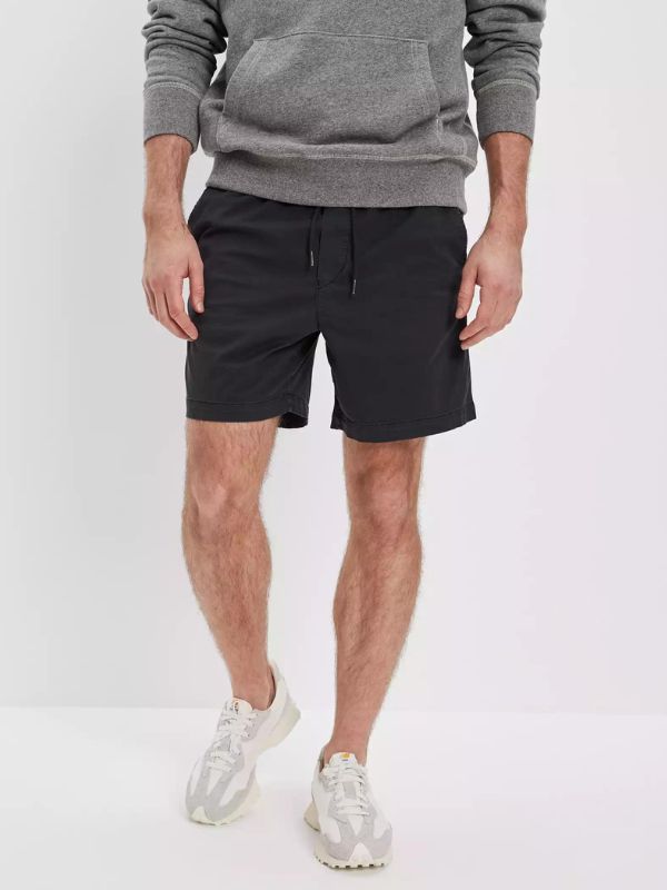 American Eagle - Flex 5.5" Lived-In Trekker Shorts