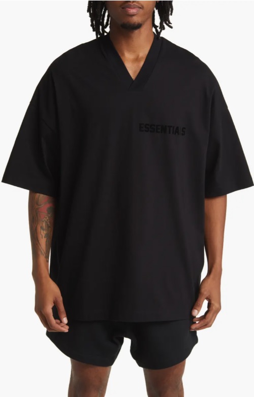 Nordstrom週年慶優惠: ESSENTIALS - Oversize V-Neck T-Shirt