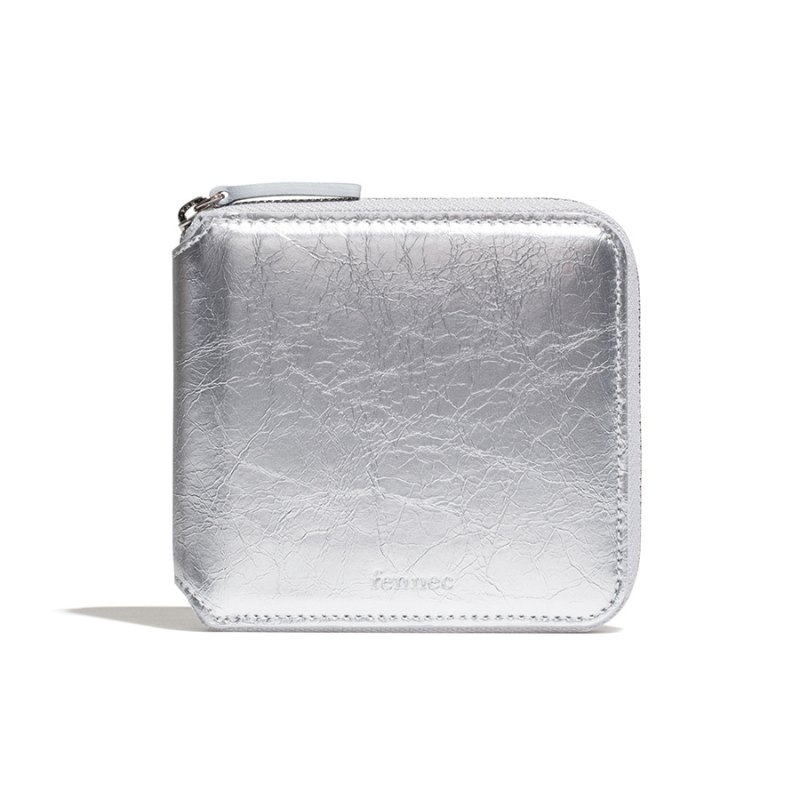 TOP 5 Popular Products of Week 4 
5. Fennec KR Crinkle Zipper Wallet (Silver）