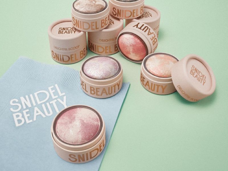 SNIDEL BEAUTY Ice Cream Collection Delightful Scoop marble swirl eyeshadow in ice cream scoop shaped dome pot, pearl finish limited edition shades.